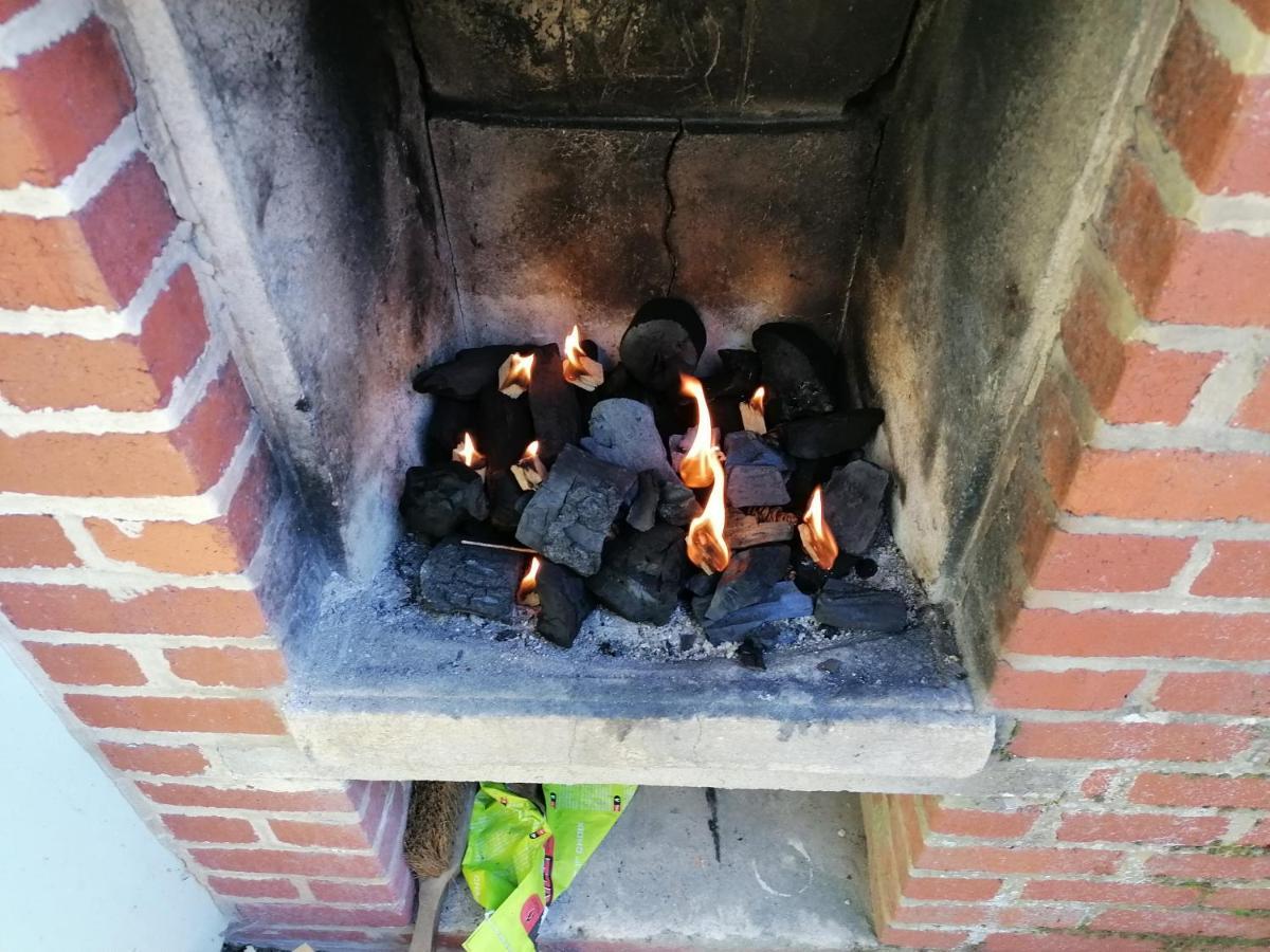 Willa Au Repos De Zoe Waulsort Zewnętrze zdjęcie